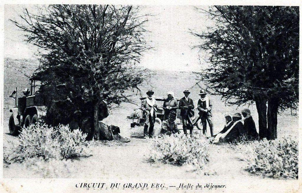 ALGERIE SAHARA 1923 A 29 EN RENAULT 6 ROUES (32).jpg